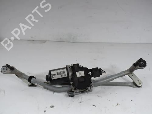 viskermotor-vindrude-jaguar-xe-x760-2015-39646716 main image