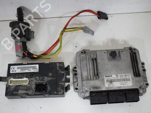 Used Engine control unit (ECU) Engine control unit (ECU) OPEL VIVARO A Van (X83) 2.5 CDTI (F7) (146 hp) 36402931 36402931