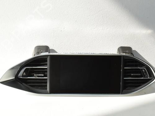 display-monitor-bmw-x3-g01-f97-g08-2017-36135402 main image