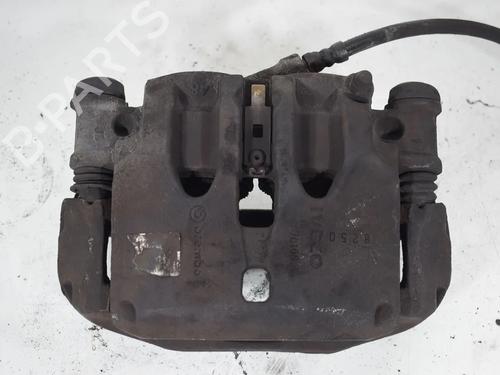Remklauw rechts voor Remklauw rechts voor IVECO DAILY VI Van 33S16, 35S16, 35C16, 38S16, 40C16, 42S16, 50C16 (156 hp) 36136617 36136617