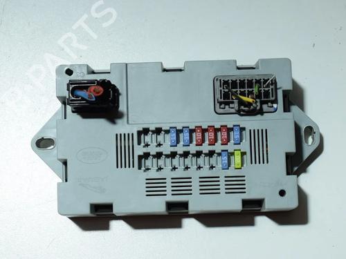 fuse-box-land-rover-discovery-sport-l550-2014-36135739 main image