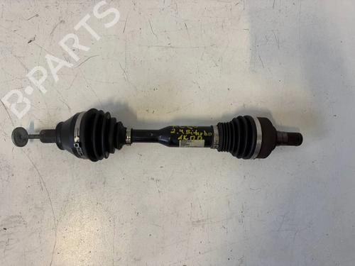 Drivaksel fortil venstre Drivaksel fortil venstre VOLVO XC60 I SUV (156) D5 AWD (205 hp) 36134136 36134136