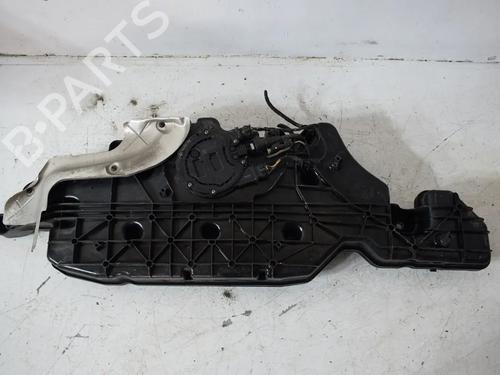 AdBlue-tank AdBlue-tank MERCEDES-BENZ B-CLASS Sports Tourer (W247) B 200 d 4-matic (247.013) (150 hp) 36136635 36136635