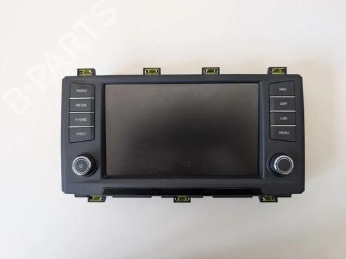 display-monitor-seat-ateca-kh7-khp-2016-36134817 main image