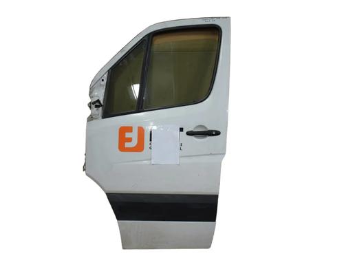 Used Left front door Left front door MERCEDES-BENZ SPRINTER 5-t Platform/Chassis (B906) [2006-2020] 36136359 36136359