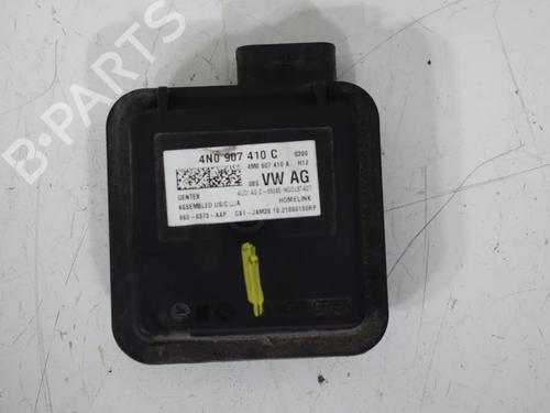 electronic-module-porsche-cayenne-9ya-2017-36137390 main image