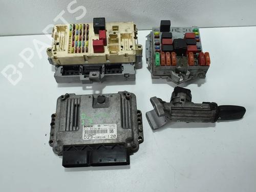 Used Engine control unit (ECU) Engine control unit (ECU) FIAT DUCATO Platform/Chassis (250_) 150 Multijet 2,3 D (148 hp) 36135353 36135353