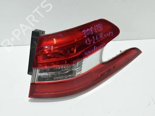 Used Rear bumper right light Rear bumper right light 36135204 36135204