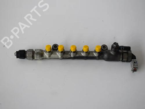Used Injection rail Injection rail MAZDA 3 (BM, BN) 2.2 D (150 hp) 36135097 36135097