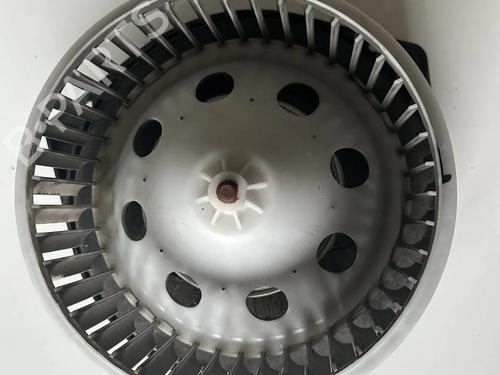 Used Heater blower motor Heater blower motor INFINITI QX70 30d AWD (238 hp) 36132993 36132993