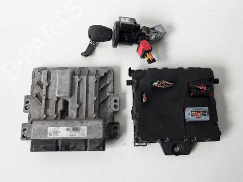 engine-control-unit-ecu-renault-master-iii-van-fv-2010-36134606 main image