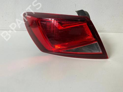 left-taillight-seat-leon-5f1-2012-2013-2014-2015-2016-2017-2018-2019-2020-2021-36134068 main image