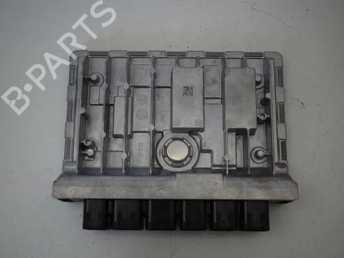 Used Engine control unit (ECU) Engine control unit (ECU) BMW X5 (G05, F95) xDrive M 50 d (400 hp) 36135792 36135792