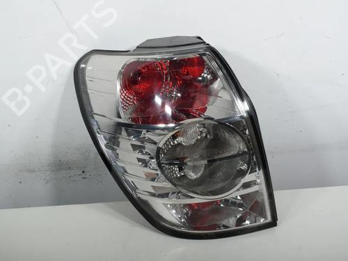 Venstre baglygte Venstre baglygte CHEVROLET CAPTIVA (C100, C140) 2.0 D 4WD (150 hp) 39910289 39910289