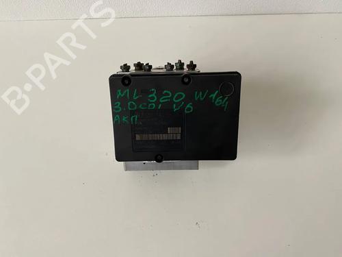 Used ABS pump ABS pump MERCEDES-BENZ M-CLASS (W164) ML 320 CDI 4-matic (164.122) (224 hp) 36133338 36133338