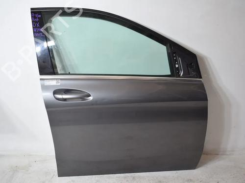Puerta delantera derecha Puerta delantera derecha MERCEDES-BENZ B-CLASS Sports Tourer (W246, W242) B 180 CDI (246.200) (109 hp) 36137532 36137532