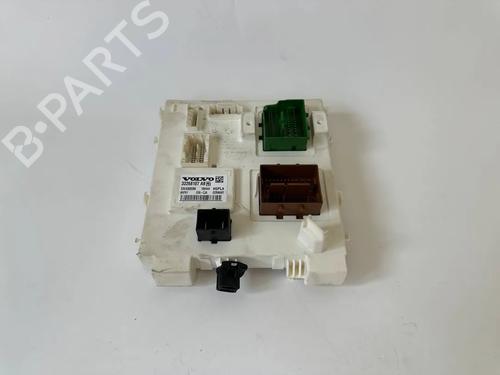 Used Fuse box Fuse box VOLVO XC40 (536) T3 (163 hp) 36133453 36133453