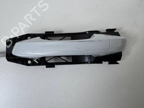 rear-left-exterior-door-handle-skoda-karoq-nu7-nd7-2017-36134185 main image
