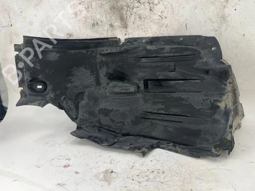 wheel-arch-mercedes-benz-r-class-w251-v251-2005-2006-2007-2008-2009-2010-2011-2012-2013-2014-2015-2016-2017-36265330 main image