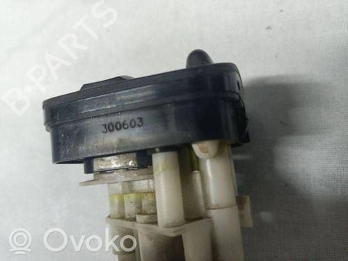 Switch MERCEDES-BENZ E-CLASS (W211) E 220 CDI (211.006) | BP36272357I30 - Image 2