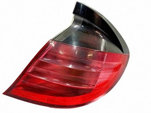 right-taillight-mercedes-benz-c-class-w203-2000-2001-2002-2003-2004-2005-2006-2007-36267605 main image