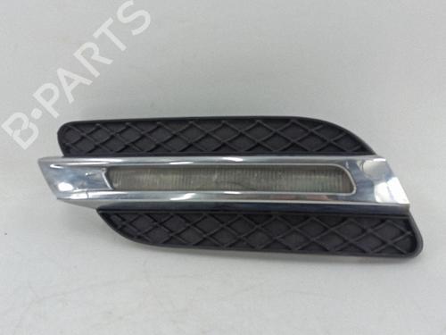 Used Left front fog light Left front fog light 38185012 38185012