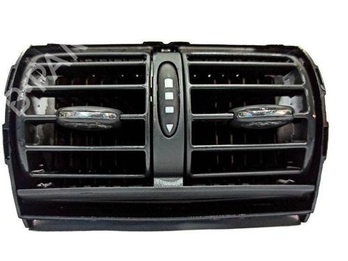 air-vent-mercedes-benz-c-class-w203-2000-2001-2002-2003-2004-2005-2006-2007-36265114 main image