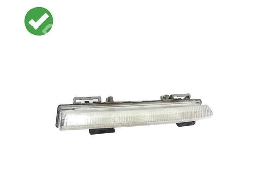 Used Left daytime light Left daytime light 36269910 36269910