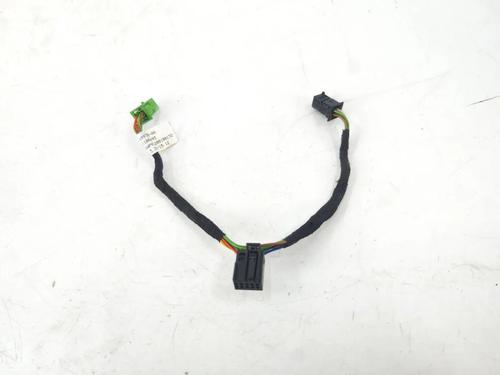 steering-wheel-controls-mercedes-benz-c-class-w204-2007-2008-2009-2010-2011-2012-2013-2014-2015-36270376 main image