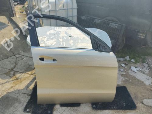 Used Right front door Right front door 38038215 38038215