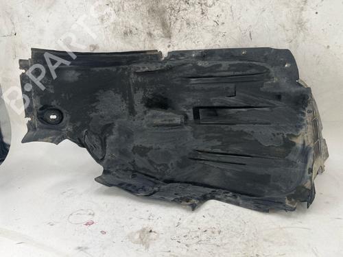 wheel-arch-mercedes-benz-r-class-w251-v251-2005-2006-2007-2008-2009-2010-2011-2012-2013-2014-2015-2016-2017-36265330 main image
