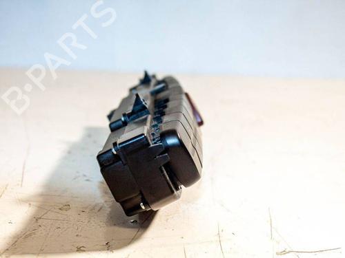 Warning switch MERCEDES-BENZ VIANO (W639) CDI 3.0 (639.811, 639.813, 639.815) | BP36268642I22 - Image 3