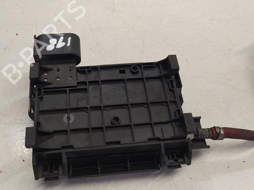 Fuse box VW GOLF IV (1J1)  | BP17201652E1 