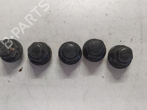 Andre TOYOTA LAND CRUISER 90 (_J9_) 3.0 TD (KZJ90_, KZJ95_, KZJ90R, KZJ95R, KZJ90W, KZJ95W) (125 hp) 18542913