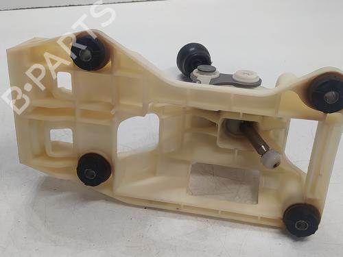 Gear lever HYUNDAI SONATA V (NF)  | BP17183685M90 