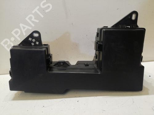 Fuse box JAGUAR XF I (X250) 2.7 D | BP8106865E1 