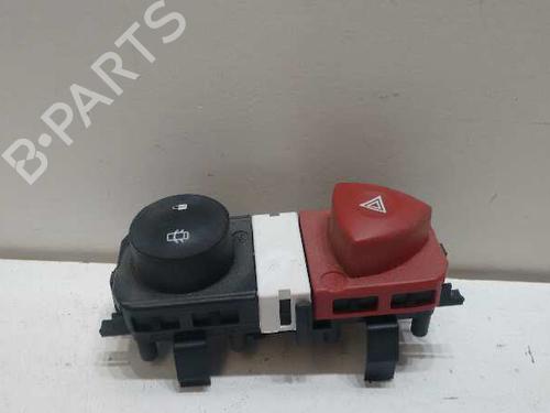 Used Warning switch RENAULT MEGANE II (BM0/1_, CM0/1_) [2001-2012]  7060959