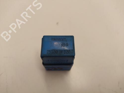 Elektronisk modul NISSAN ALMERA II Hatchback (N16) 2.2 Di (110 hp) 14210726