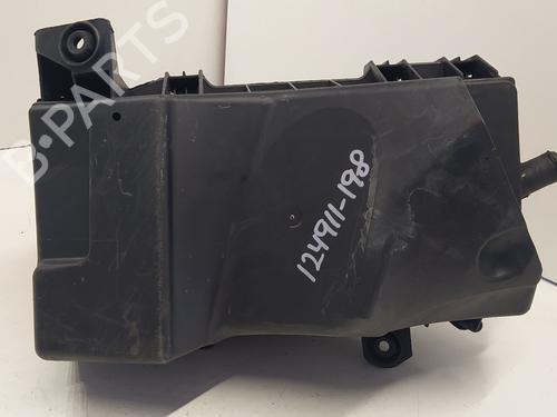 Used Air filter box VW GOLF IV (1J1) [1997-2008]  17684407