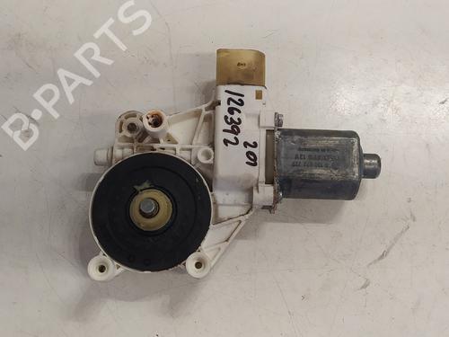 Used Right front window motor BMW 1 (E81) 116 i (115 hp) 18858403