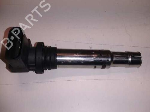 Used Ignition coil VW GOLF IV (1J1) 1.6 (102 hp) 7059020