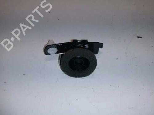Bilradio TOYOTA YARIS (_P9_) 1.3 VVT-i (SCP90_, SCP90R) (87 hp) 7058794