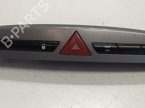 Used Warning switch PEUGEOT 308 I (4A_, 4C_) [2007-2016]  18884494