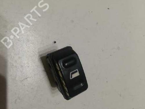 Used Right front window switch CITROËN XSARA (N1) 1.4 i (75 hp) 7059507