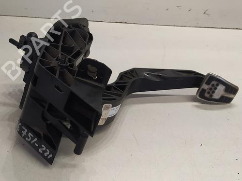 Used Clutch pedal FORD FIESTA VII (HJ, HF) [2017-2025]  19123215