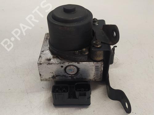 ABS Bremseaggregat TOYOTA LAND CRUISER 90 (_J9_) 3.0 TD (KZJ90_, KZJ95_, KZJ90R, KZJ95R, KZJ90W, KZJ95W) (125 hp) 17609220