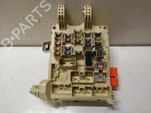 Fuse box TOYOTA COROLLA Compact (_E11_) 1.4 (ZZE111_, ZZE111R) | BP7817516E1 