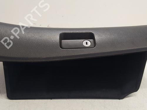 Used Glove box TOYOTA AVENSIS Estate (_T25_) 2.0 D-4D (CDT250_, CDT250R) (116 hp) 18114944