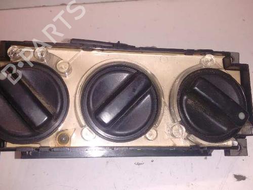 Used Climate control VW POLO II (86C, 80) 1.3 Cat (55 hp) 10348025