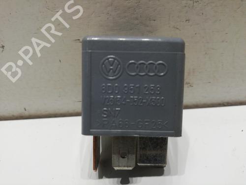 Used Electronic module AUDI A4 B6 (8E2) 2.0 (130 hp) 14210121